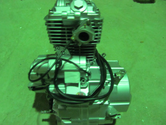 Двигатель SK150-8